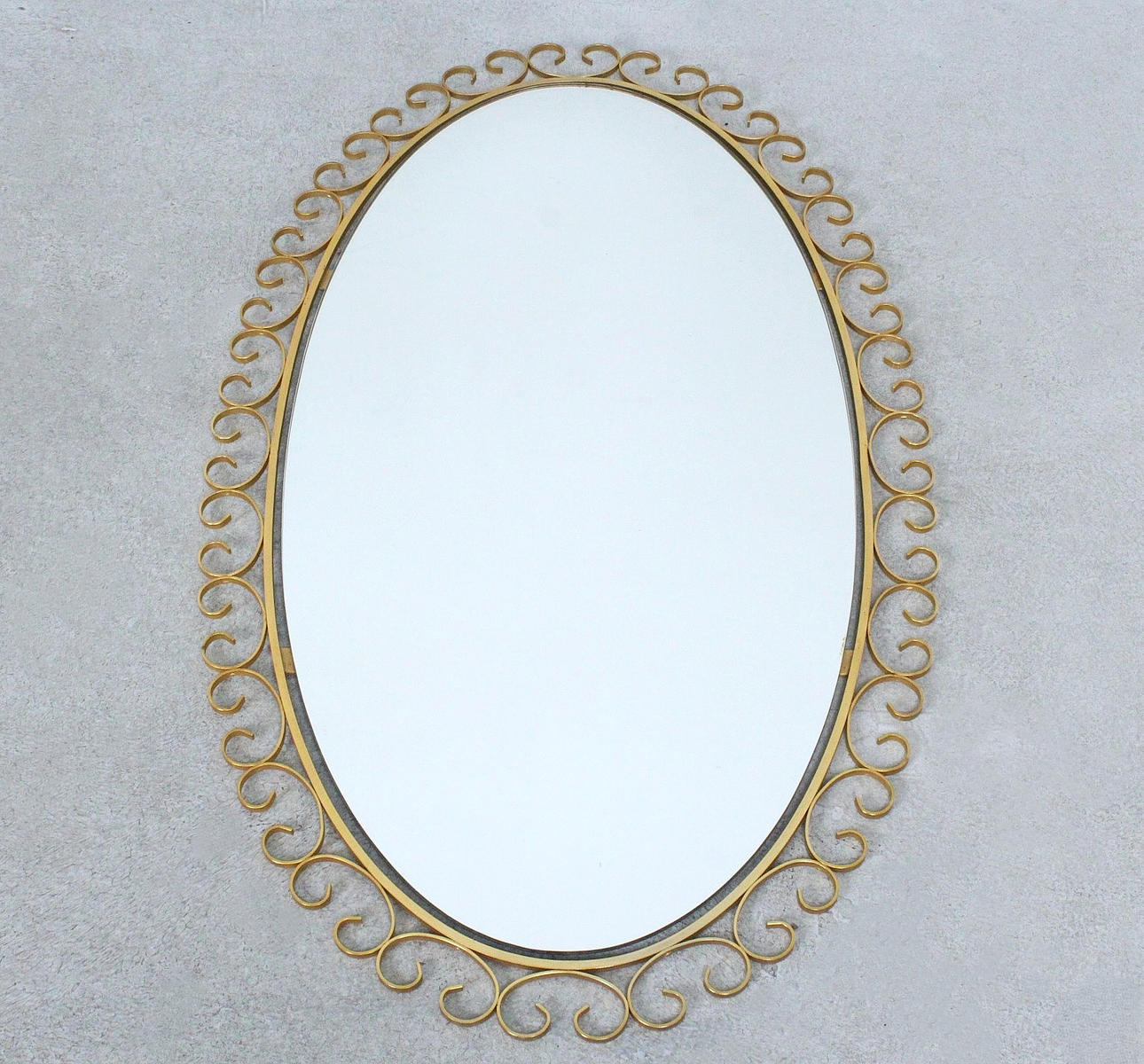 Mirror/Hollywood Regency Style Wall Mirror.