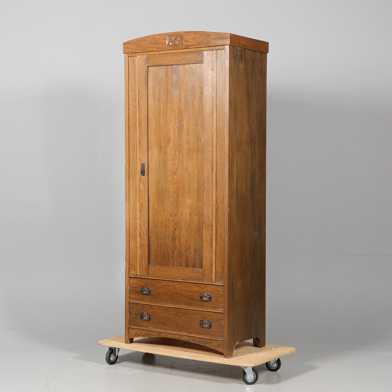 GARDEROB, jugend, 1900-tal.