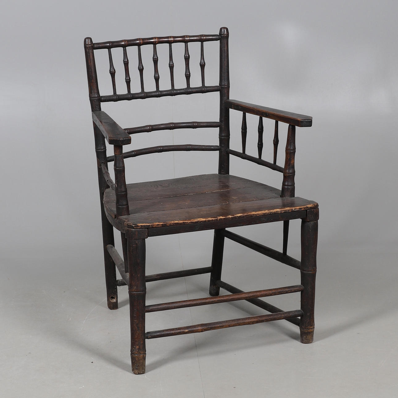 WILLIAM MORRIS STIL KONST- OCH HANTVERKSSTOL.