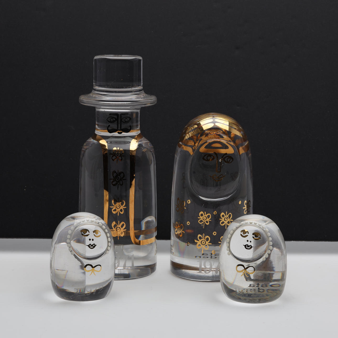 FIGUURIT 4 kpl ”perhe” Ann ja Göran Wärff.