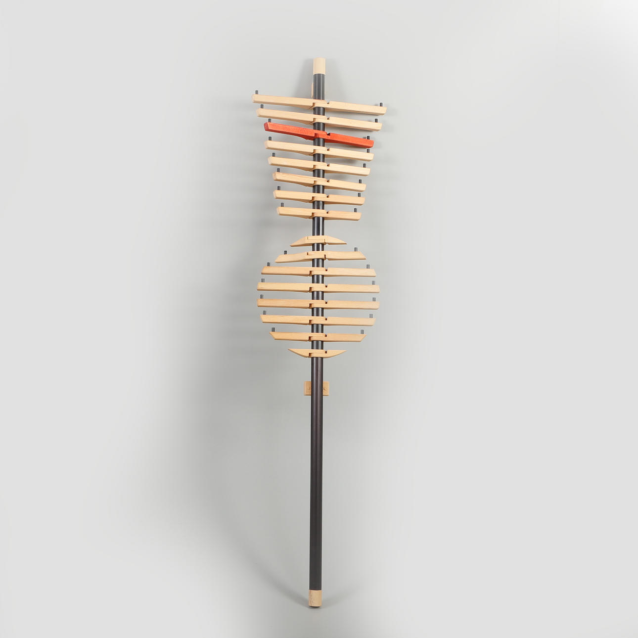 LARS ÅRED. Tøjbøjle, „Klädesholmen“.