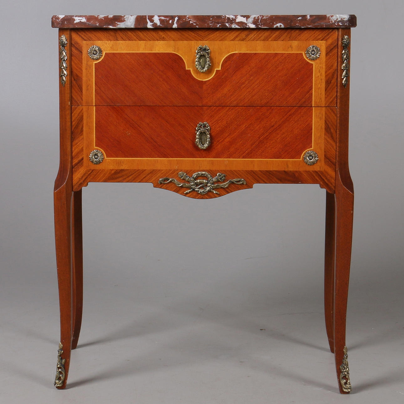 BYRÅ, med stenskiva, Louis xvi stil, 1900-talets andra hälft.