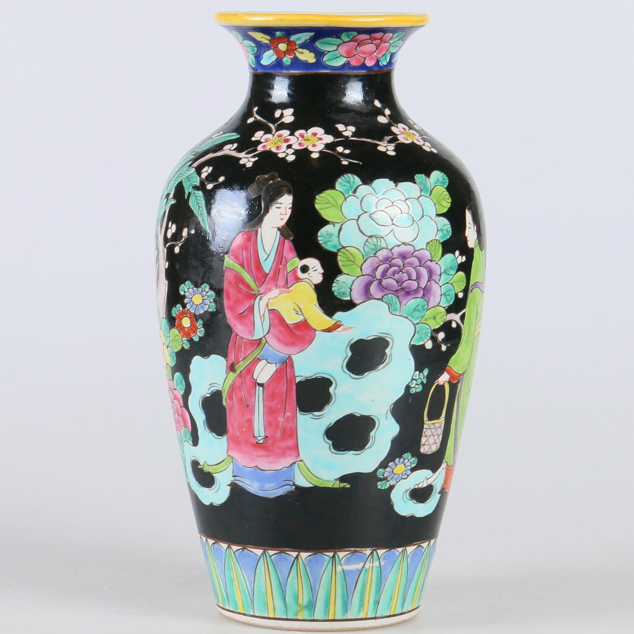 VAS, porslin, Kina, 1900-tal.