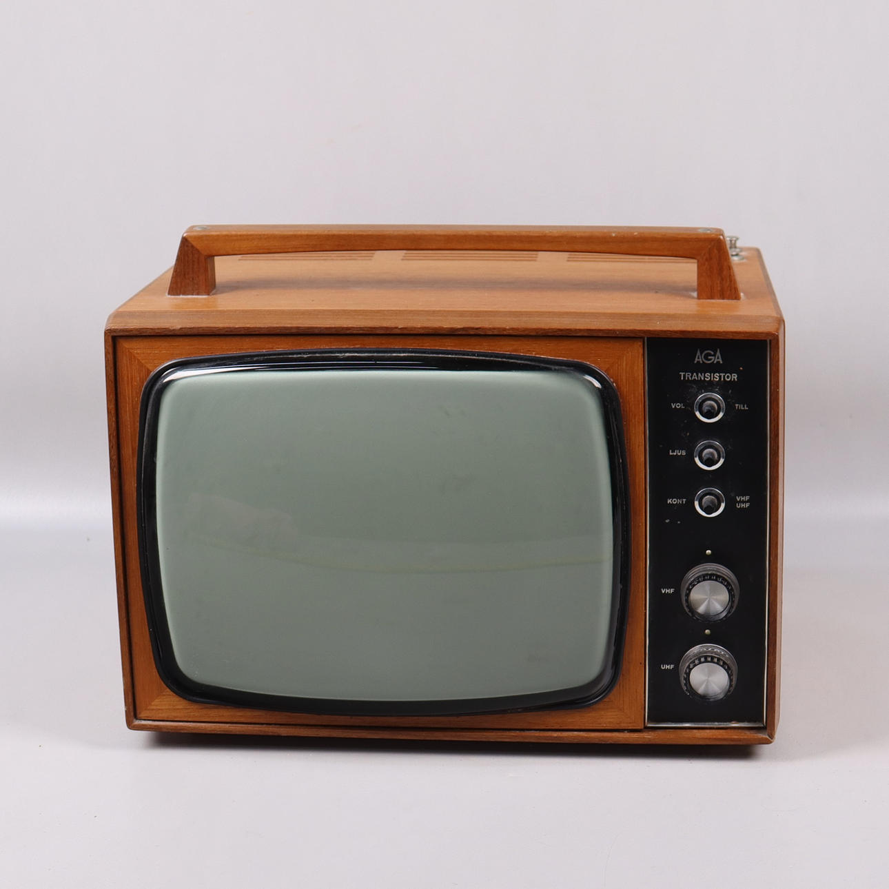 TV, AGA type 4721, teak, ca 1966.