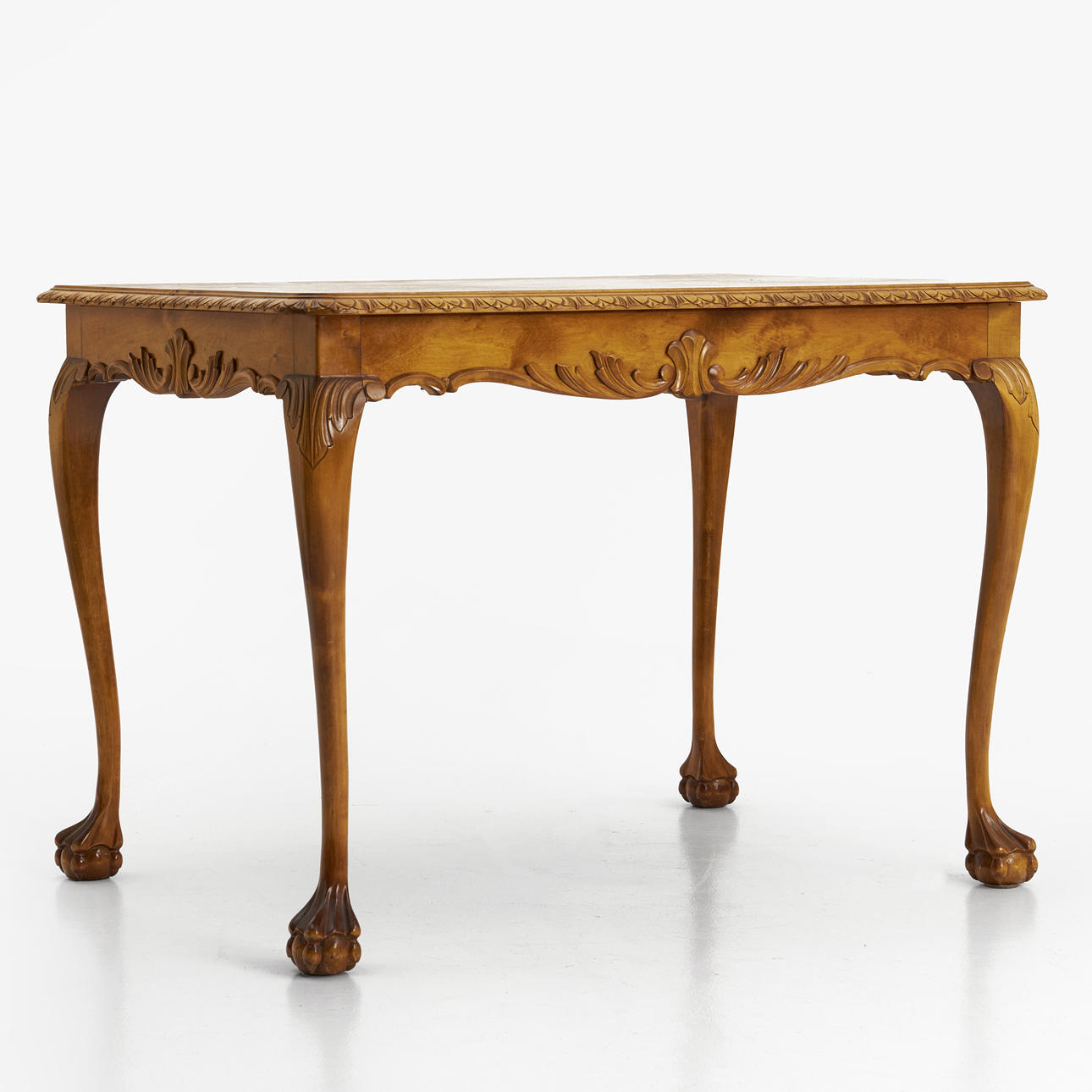 MESA/MESA DE CAFÉ (mueble combinado con altura ajustable), con dos insertos, decoración tallada en madera, tapa con intarsia, patas en forma de bola y garra, 1930/40.