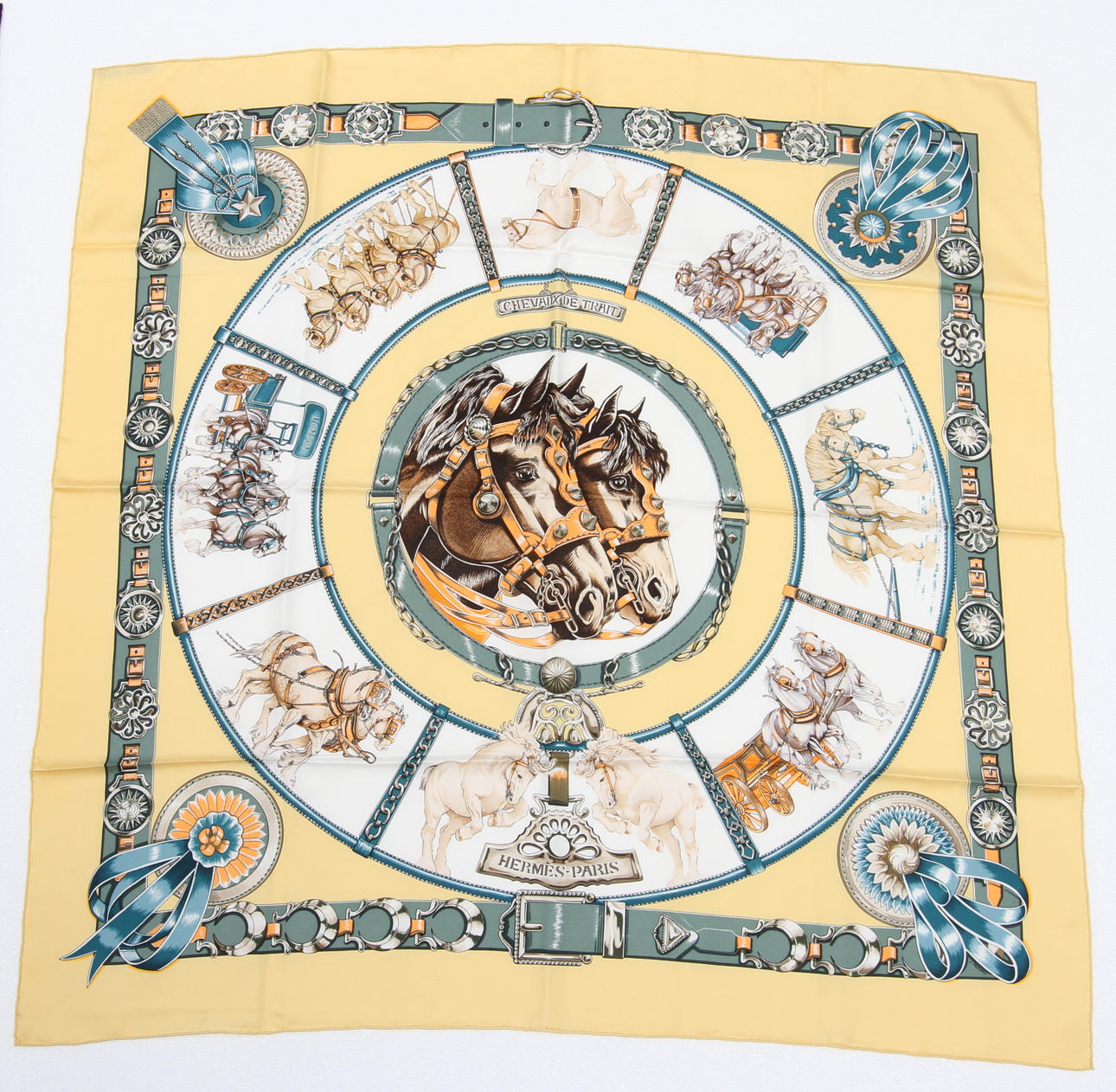 SCARF, "Chevaix de Trait", Hermès. Frankrike.