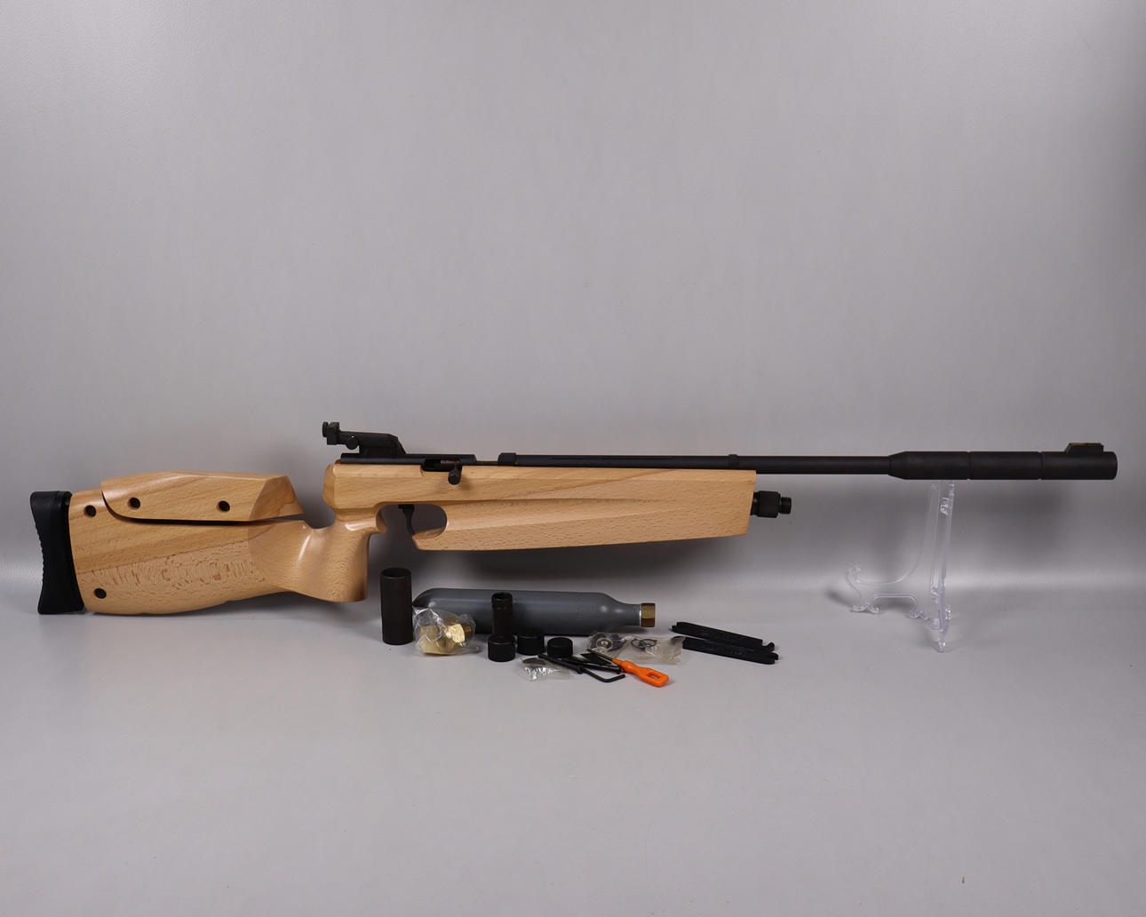 TAU 200, cal.177, Carbon, Luftgewehr.