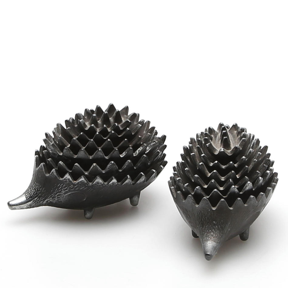 ASKFAT i metall, igelkottar, 2 st.