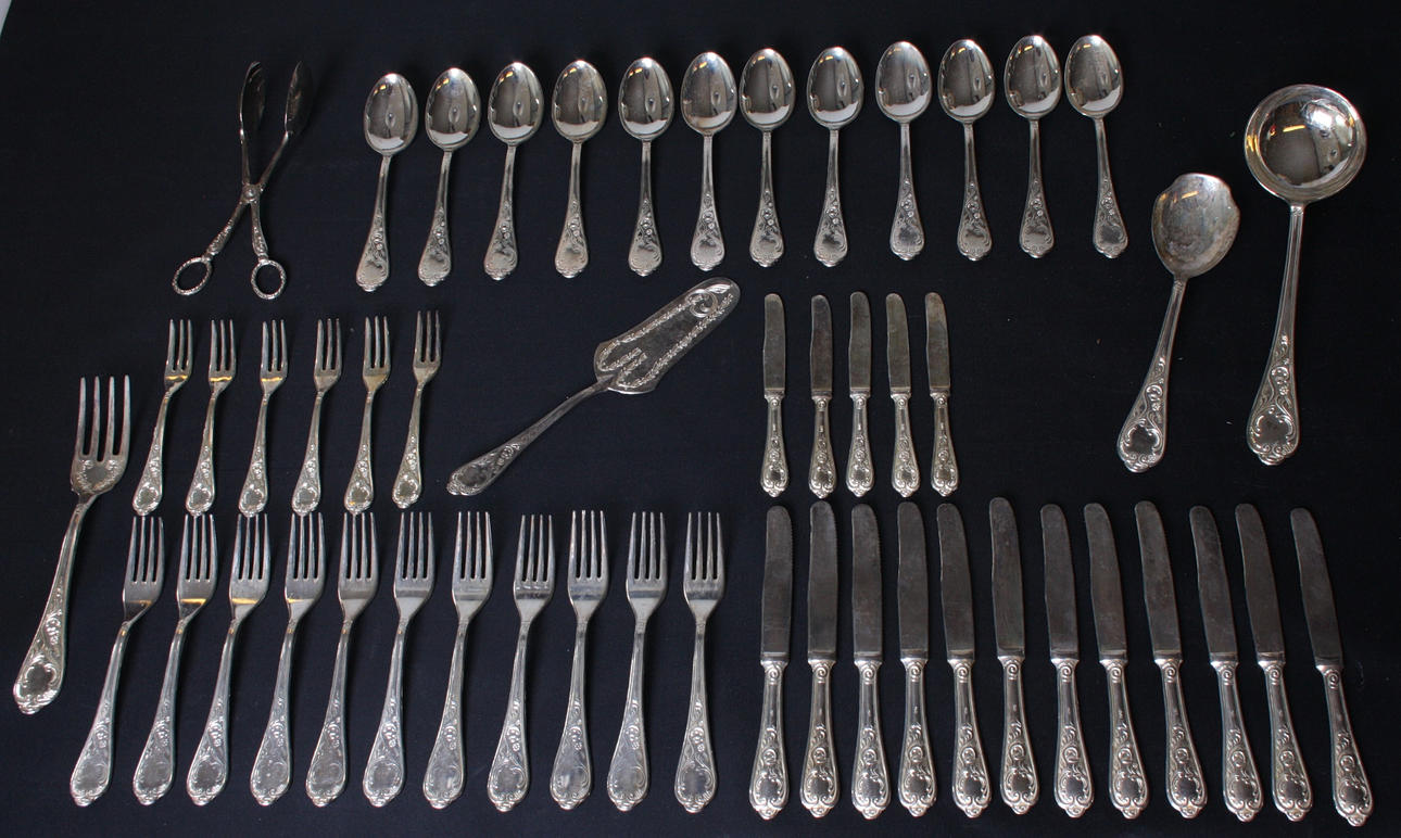 BESTICK, nysilver, "Italy" 52 st delar, 1900-tal.