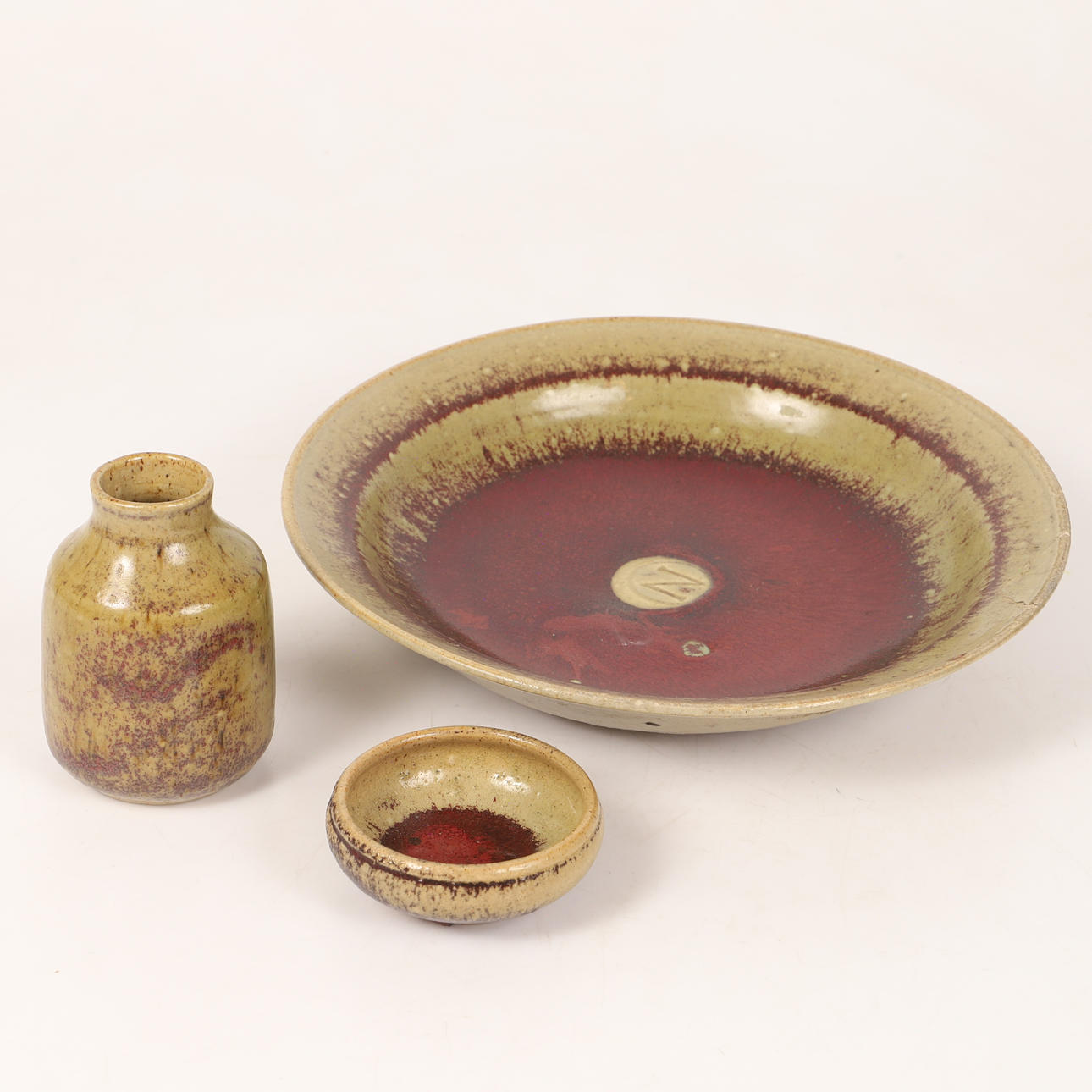 HENNING NILSSON. Dish, vase etc., ceramic, Höganäs.