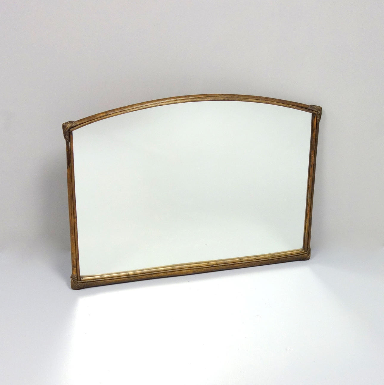 MODERN BAMBU INRAMAD VÄGGSPEGEL.