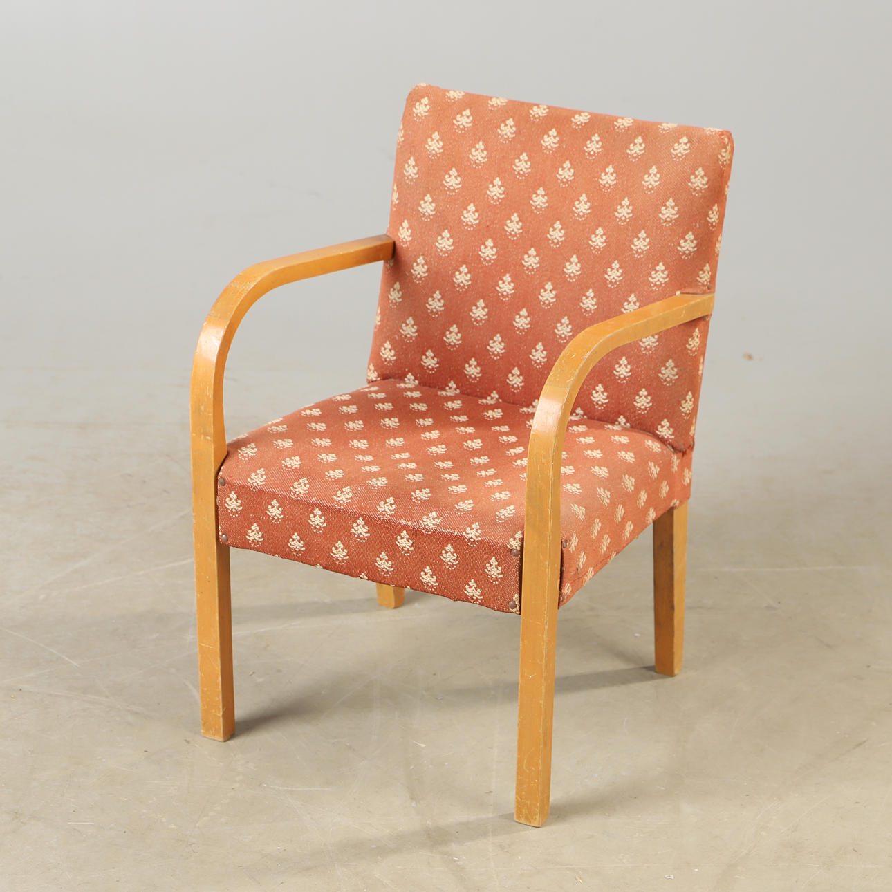 A bar model armchair, elm, mid 20th century.