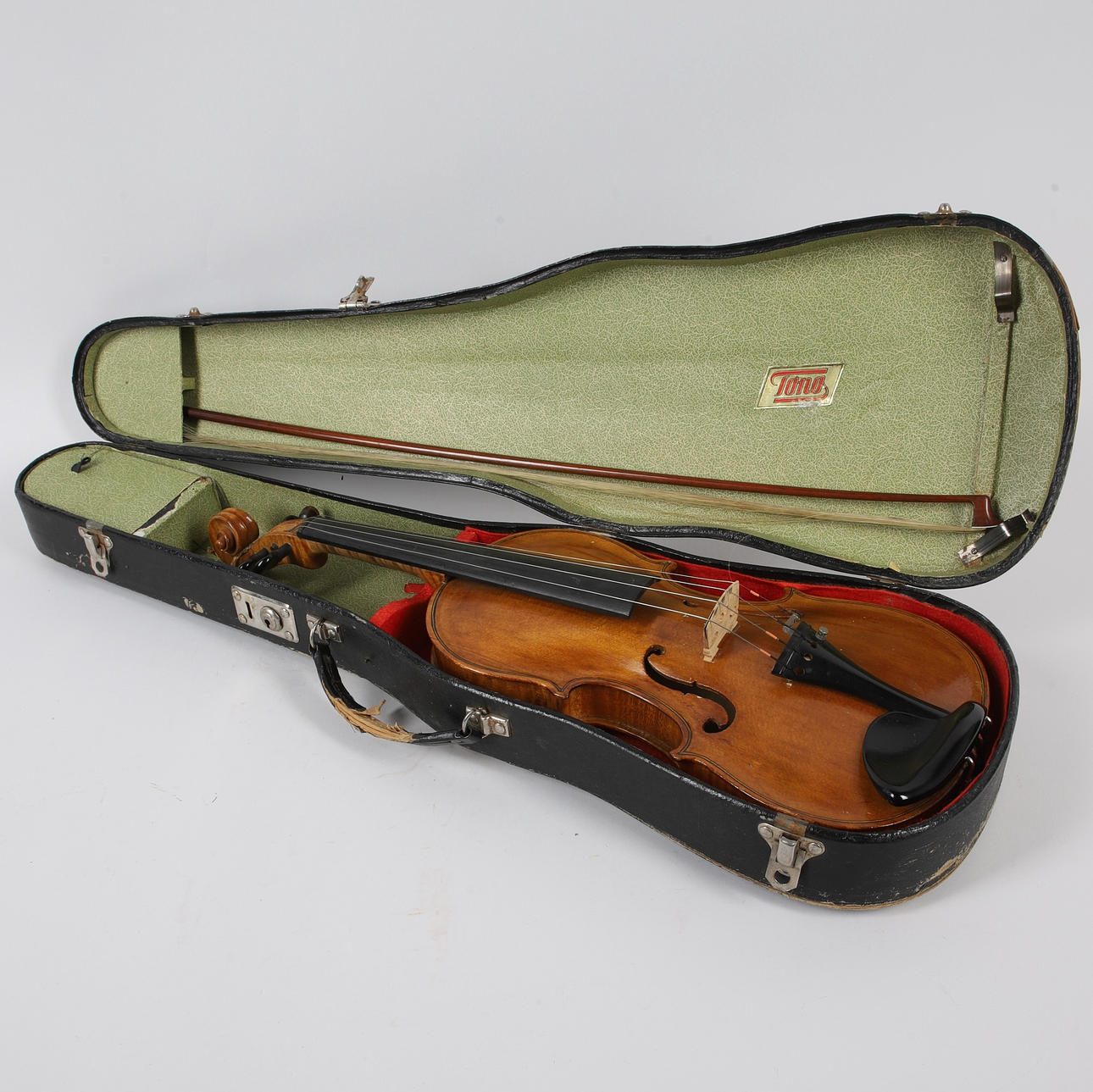 Violin with string, accessories & bag, 20th century.