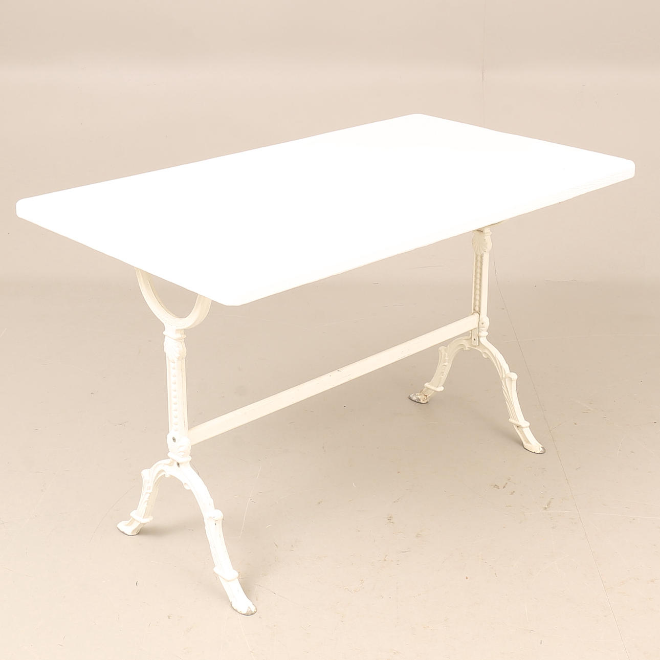 GARDEN TABLE, castings, Byarum.