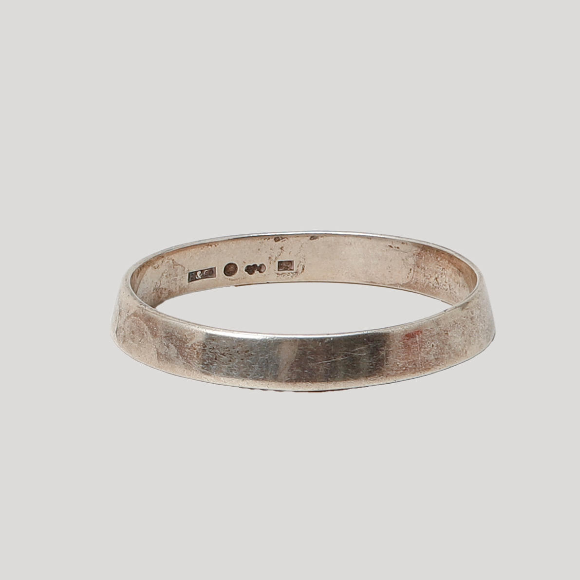 A silver bangle, Högberg & Co, Göteborg 1961, weight approx. 70 grams.