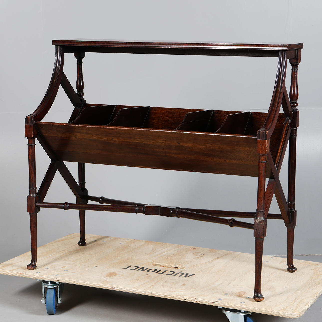 AN EARLY 20TH CENTURY MAHOGANY LIBRARY BOOK TROUGH. Furniture ...
