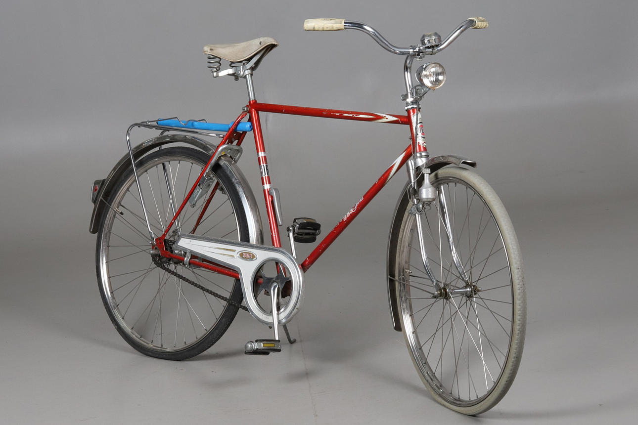 MIESTEN PYÖRÄ, DBS Sport, 26 tuumaa.