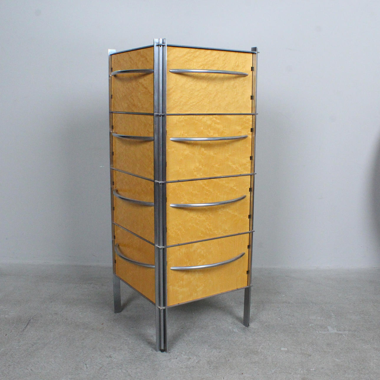 MATTHIAS WINKLER. ClassIcon, Contempora, multifunktionel kommode, model „Momos“, 1990'erne.