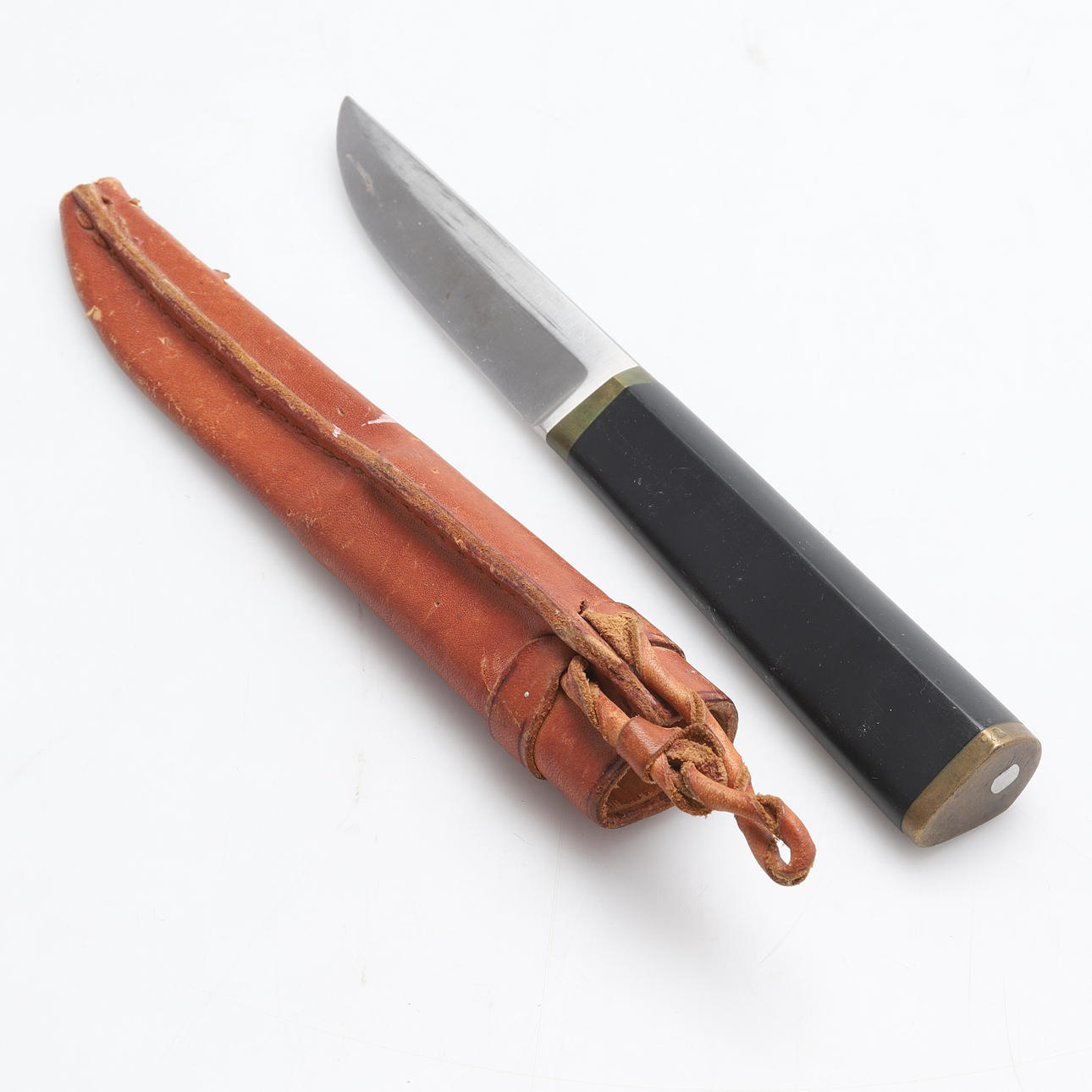 TAPIO WIRKKALA. Puukko, Hackman, Suomi.