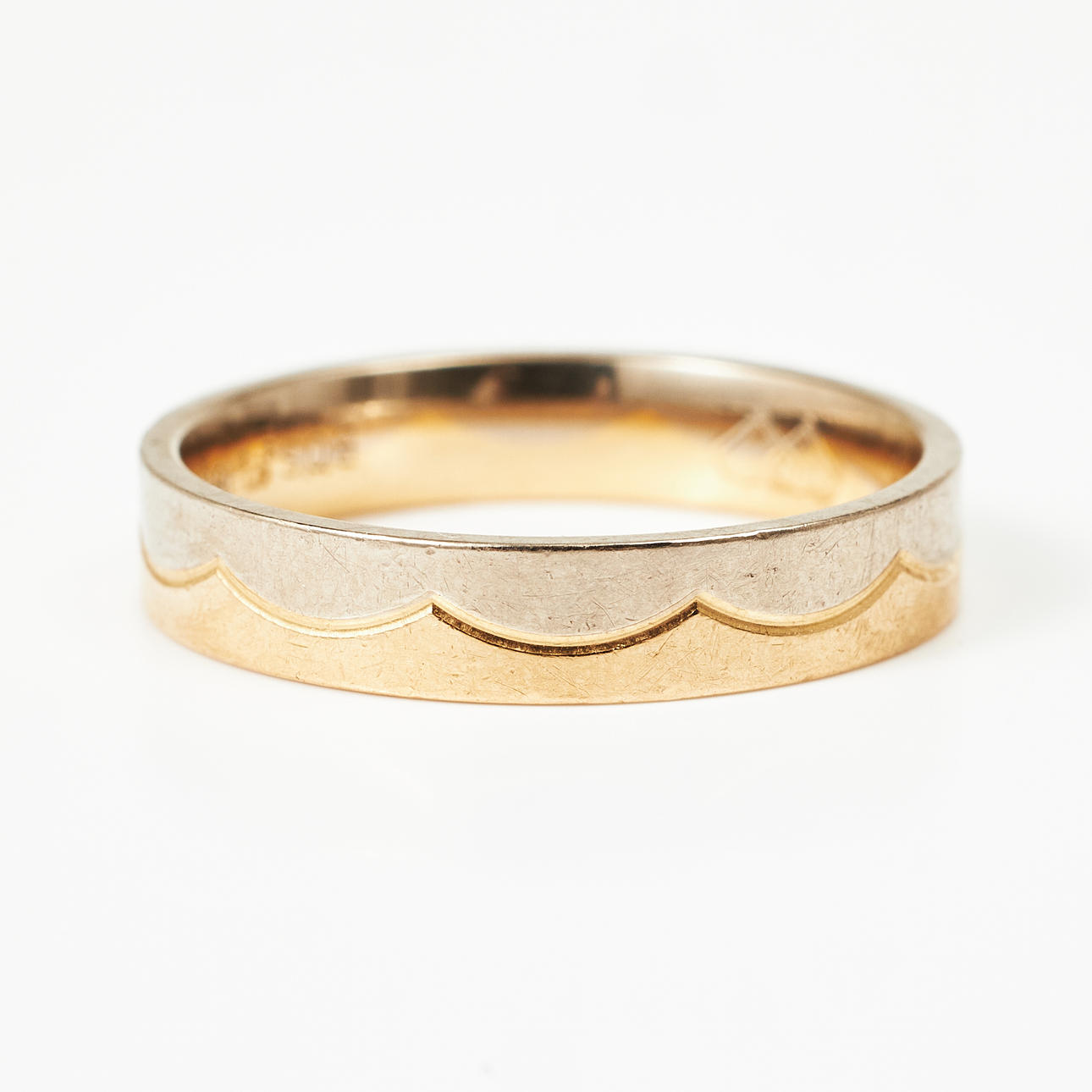 SCHALINS, ring, 18 k röd/vitguld, 2000-tal.