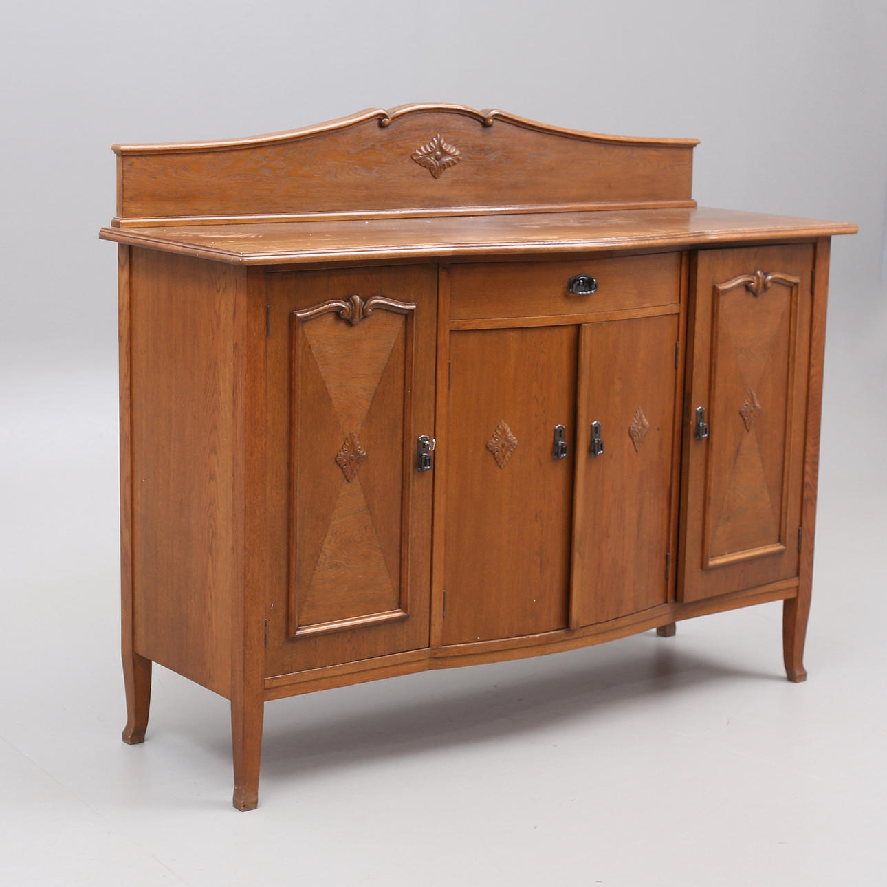 An oak sideboard, early 20th century.