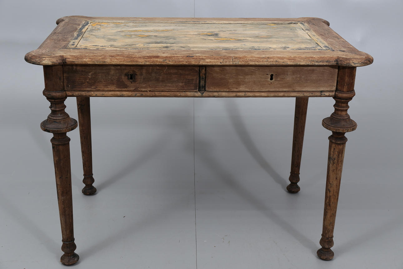 DAMSKRIVBORD, fur, avlutat, 2 lådor, 1800-talets fjärde kvartal.