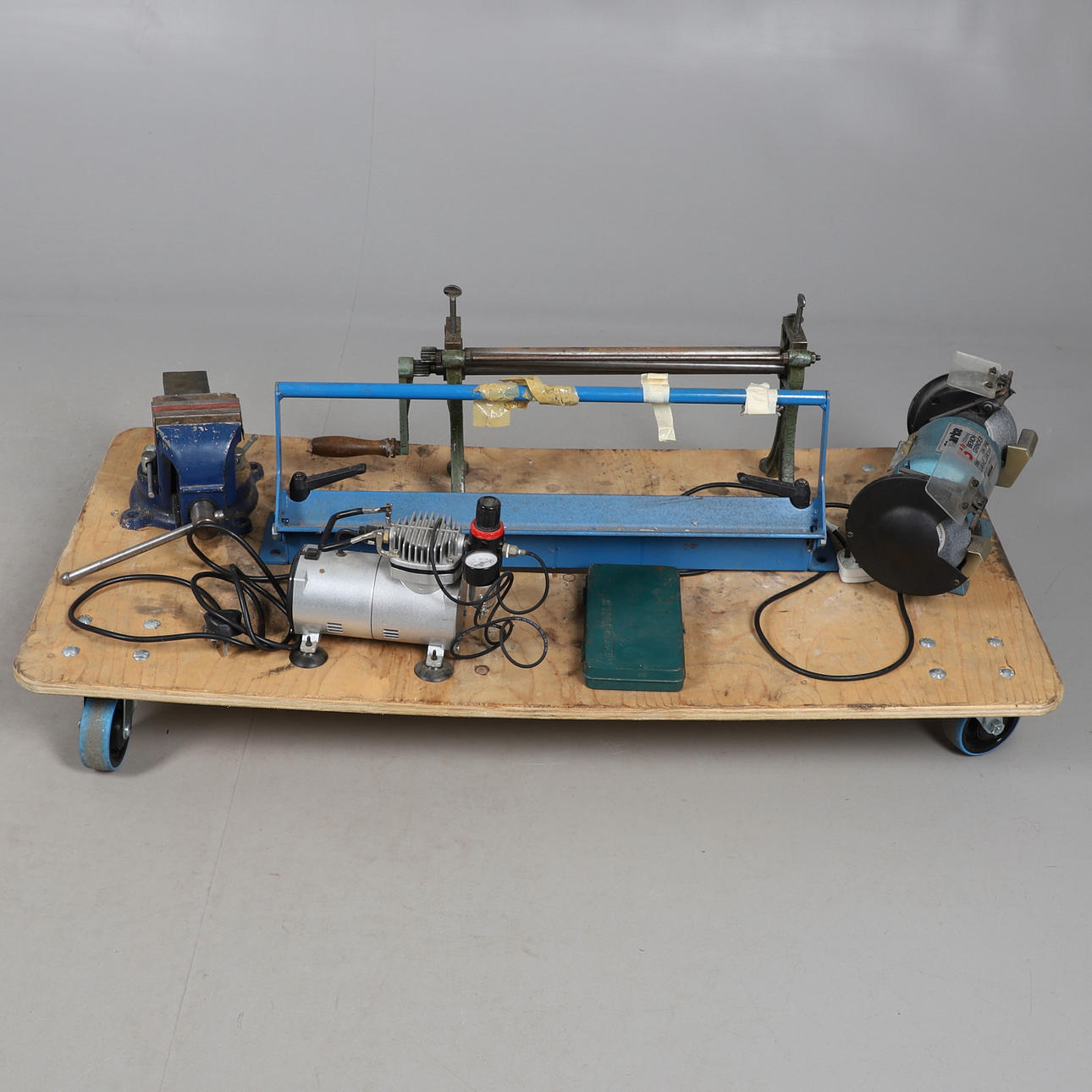 VARIOIUS WORKSHOP MACHINERY - METAL WORKING.