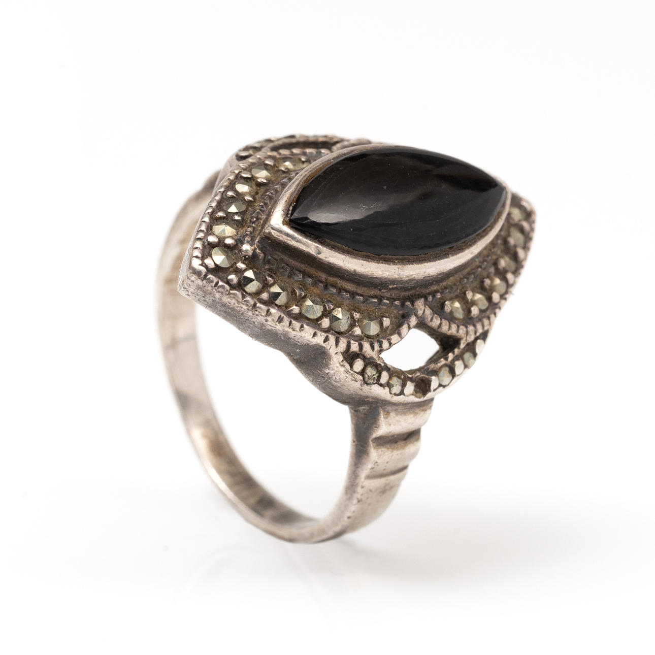 RING, Silver, Onyx, Marcasite.