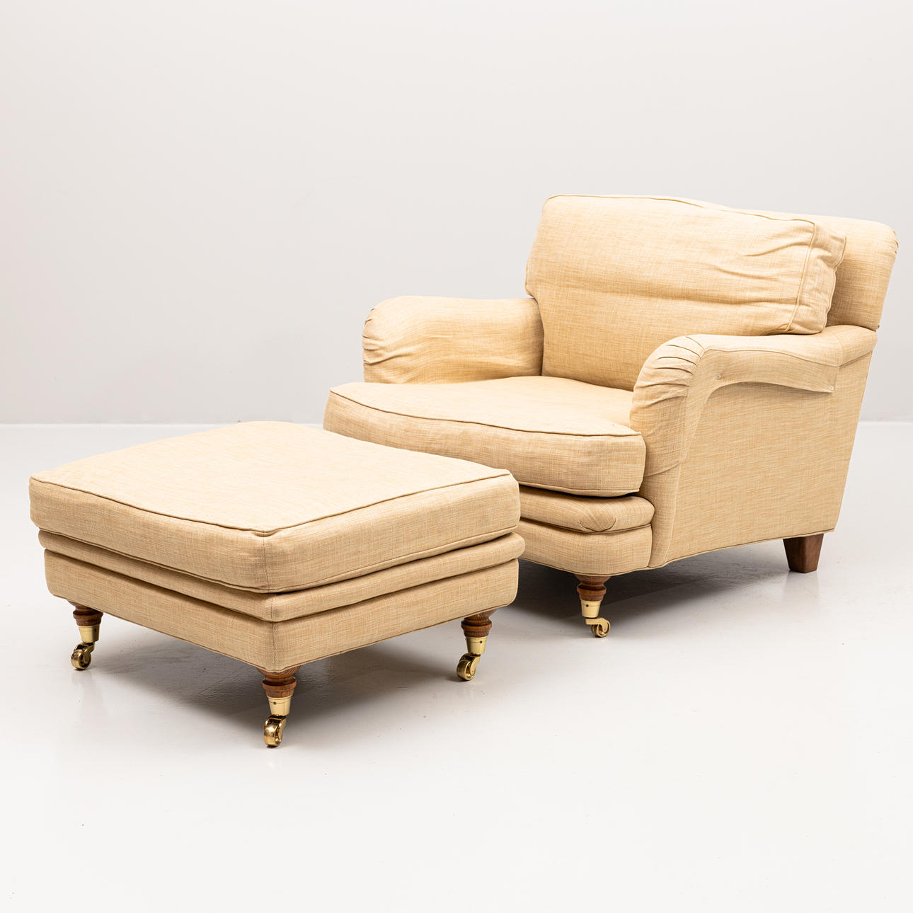 ARMCHAIR WITH FOOTSTOOL, Norell, Windsor type.