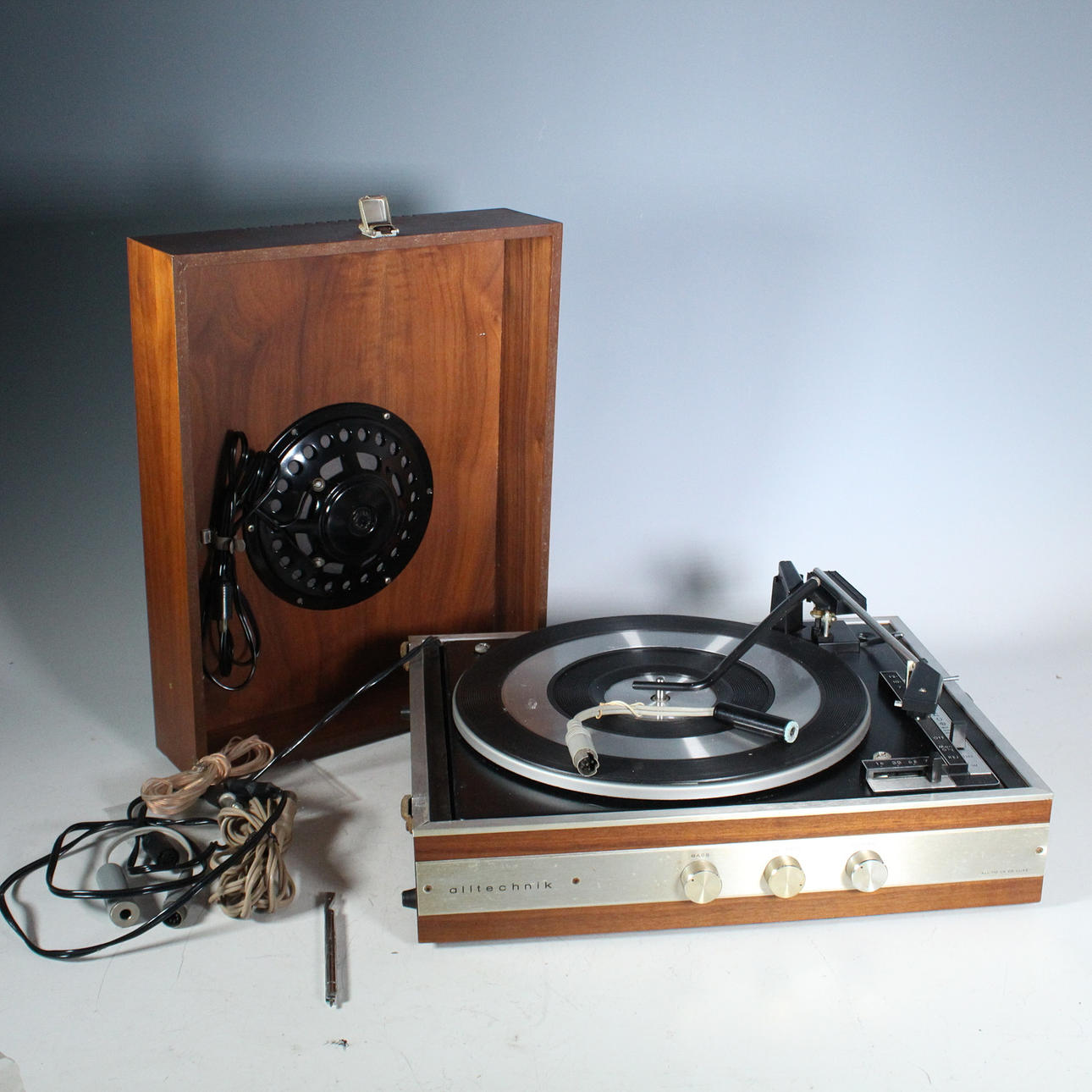 ALLTECHNIK turntable. retro, 1970s with box.