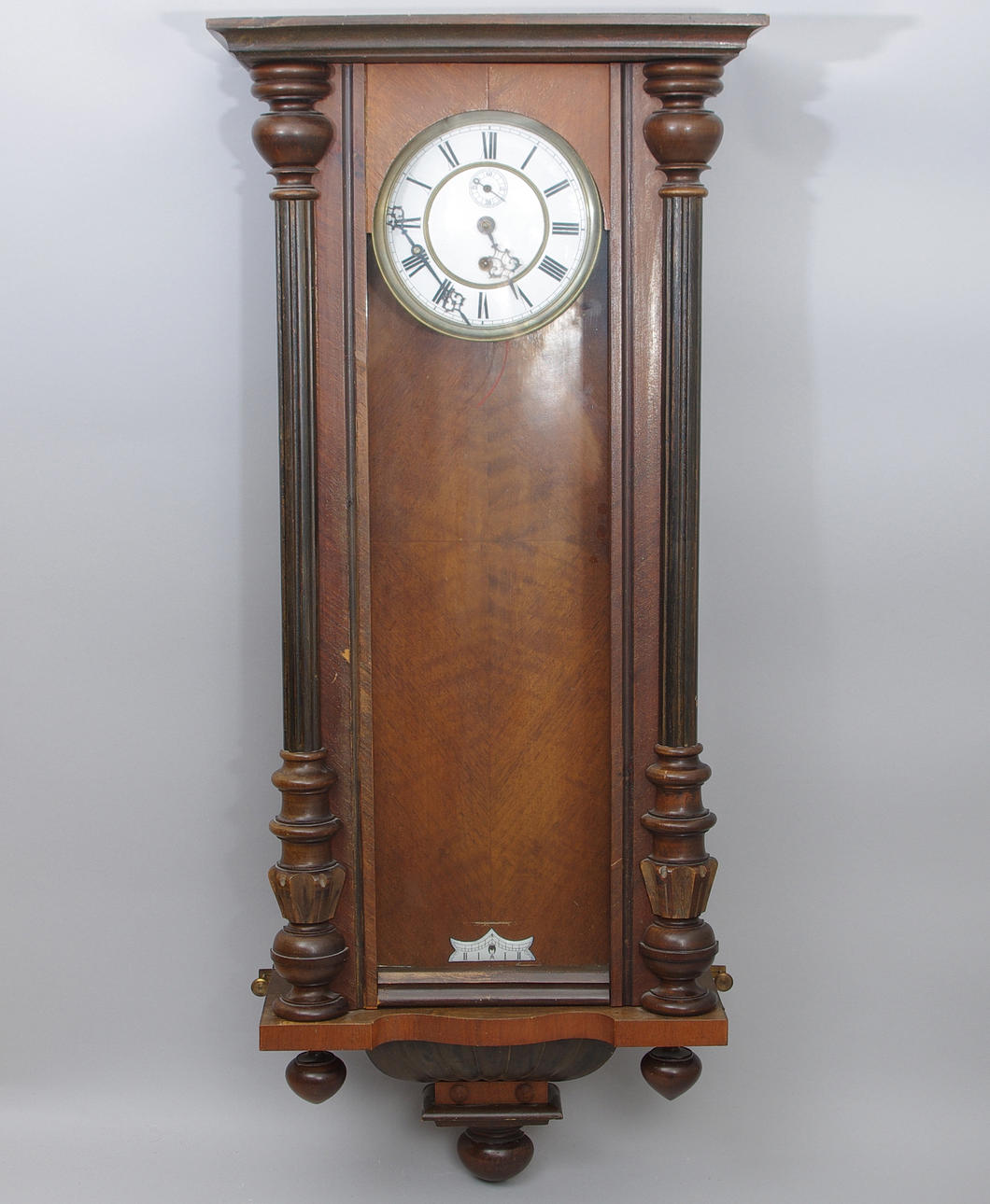 VÄGGUR, mahogny, nyrenässans.