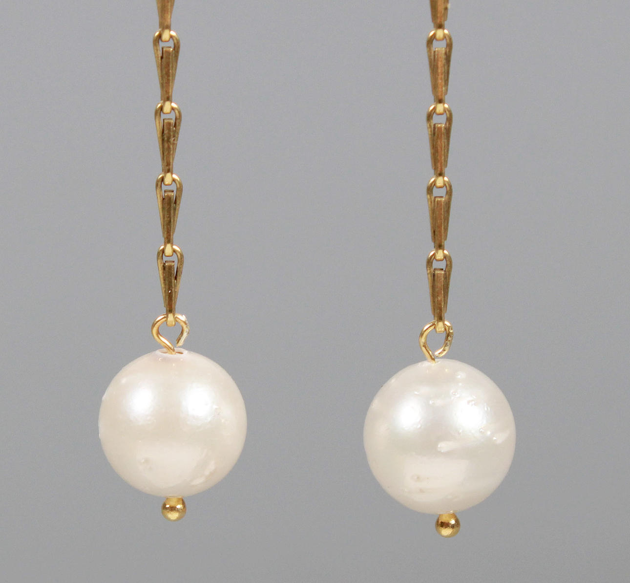 Elegant South Seas pearl earrings.