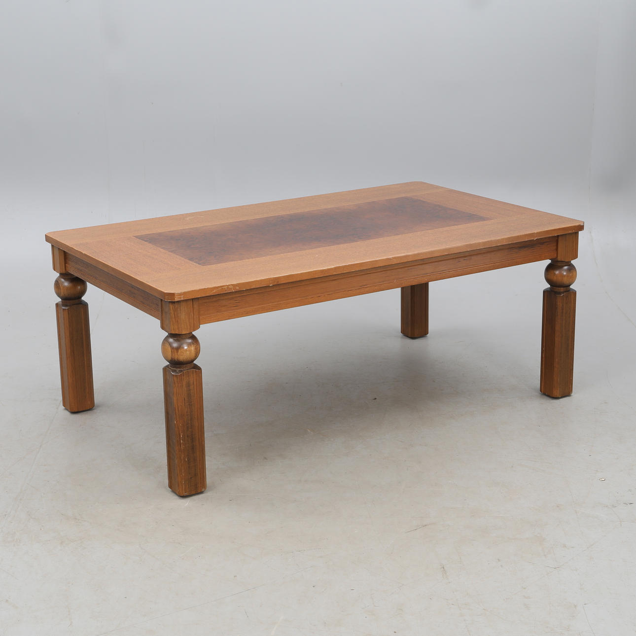 SOFFBORD, Carlsson& Co, Bengtsfors.