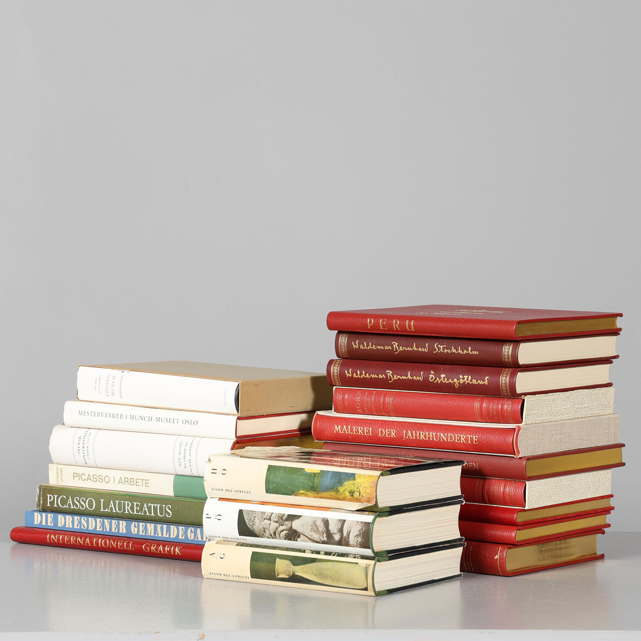 Libros, 19 piezas, literatura artística.