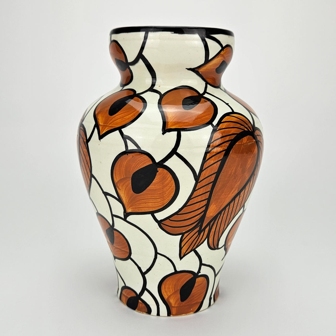 A flintware vase, Schramberg.