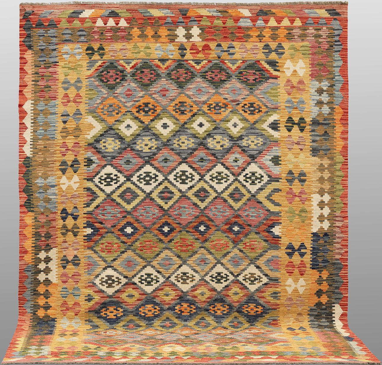 ORIENT CARPET. Kelim classic design, 290 x 203 cm.