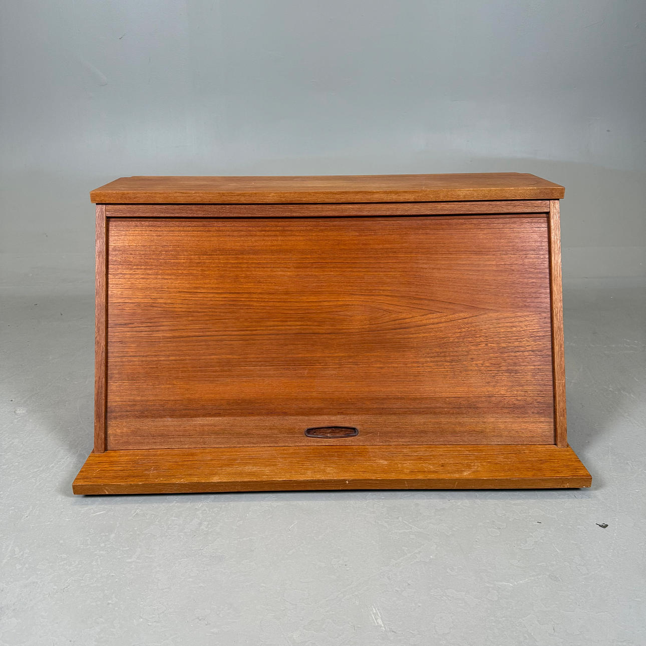 ESSAY WITH BLINDS, 1950/60'S.