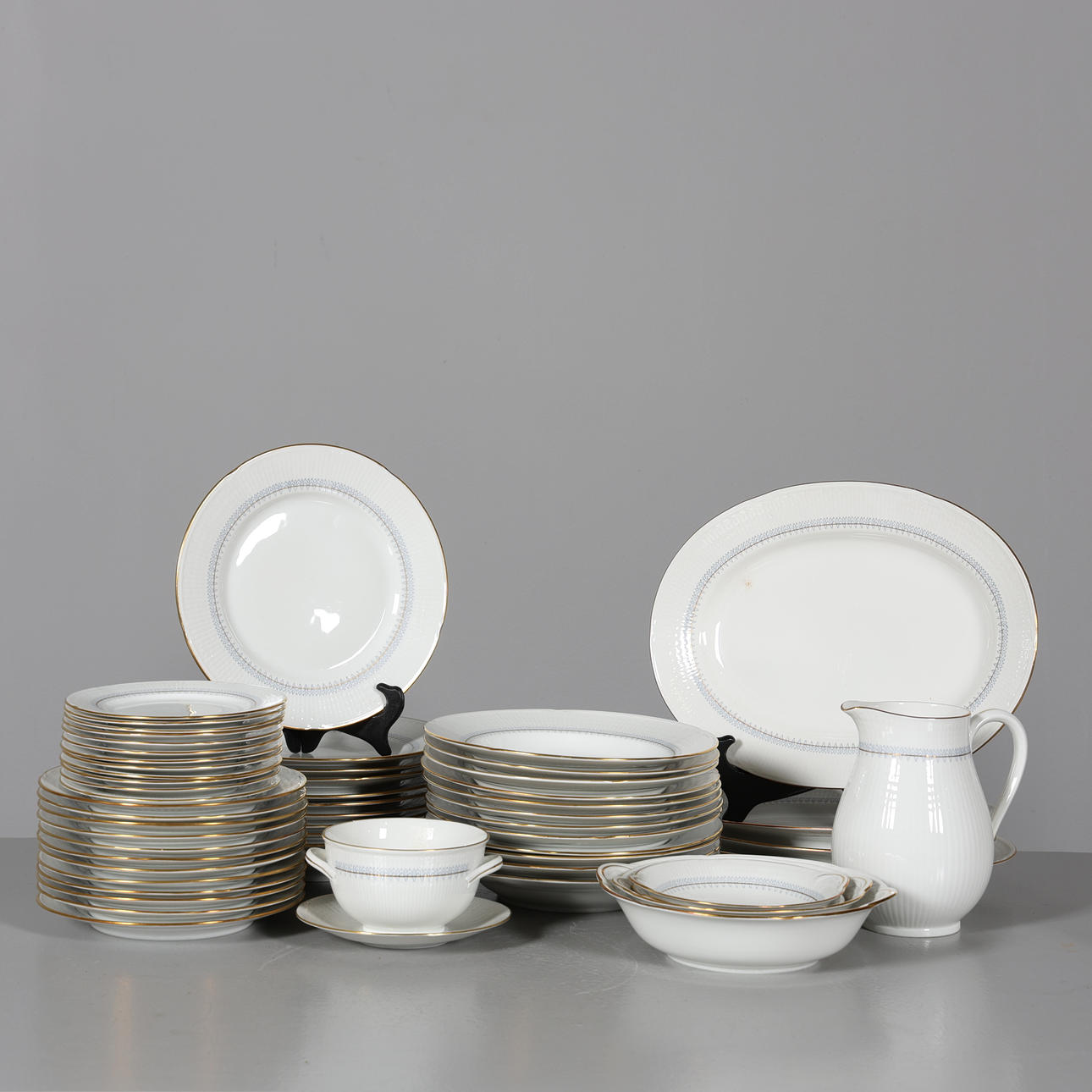 A 58-piece tableware set, Rörstrand.