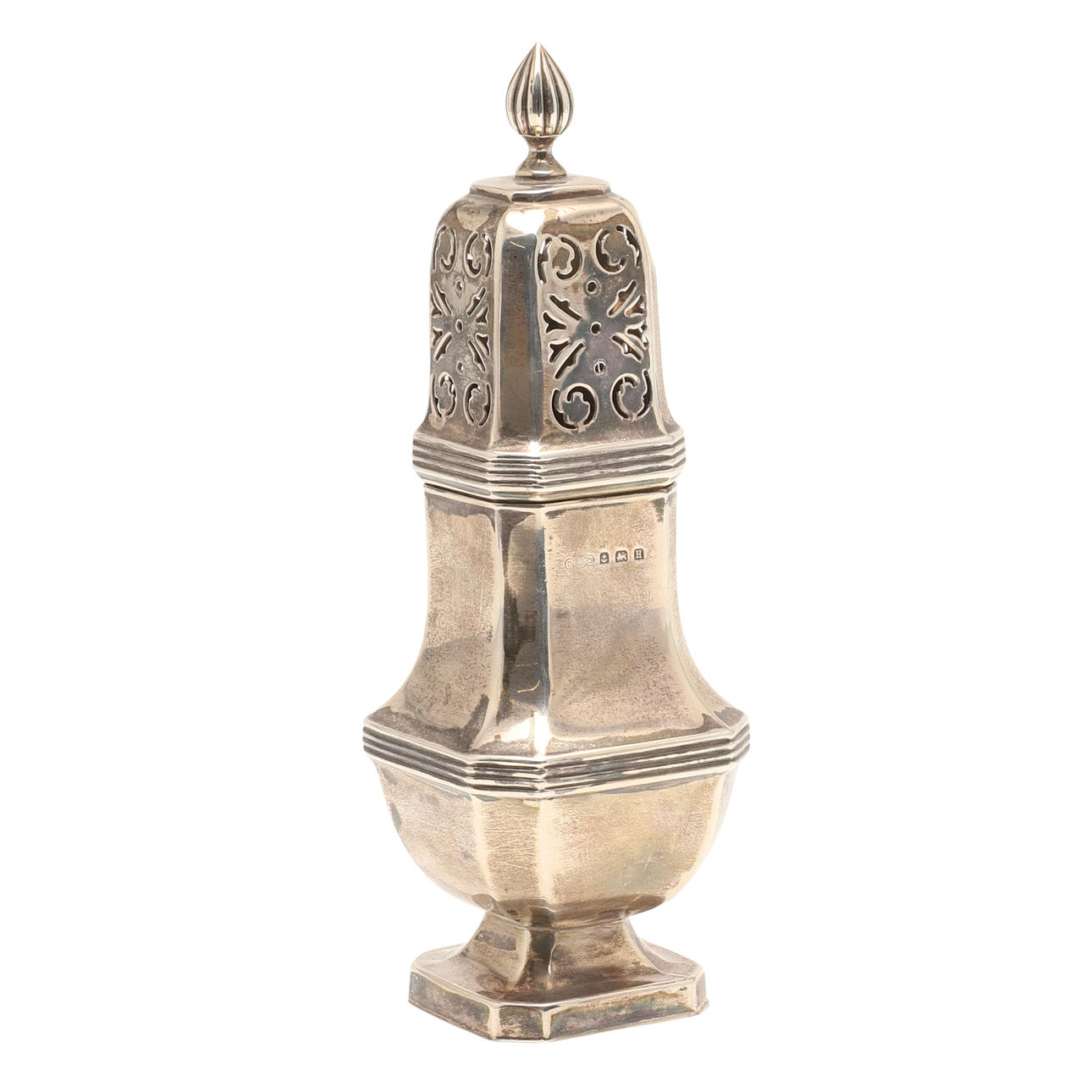 EINE SILBERGETÄFELTE ZUCKERGIESSMASCHINE VON GEORGE V.