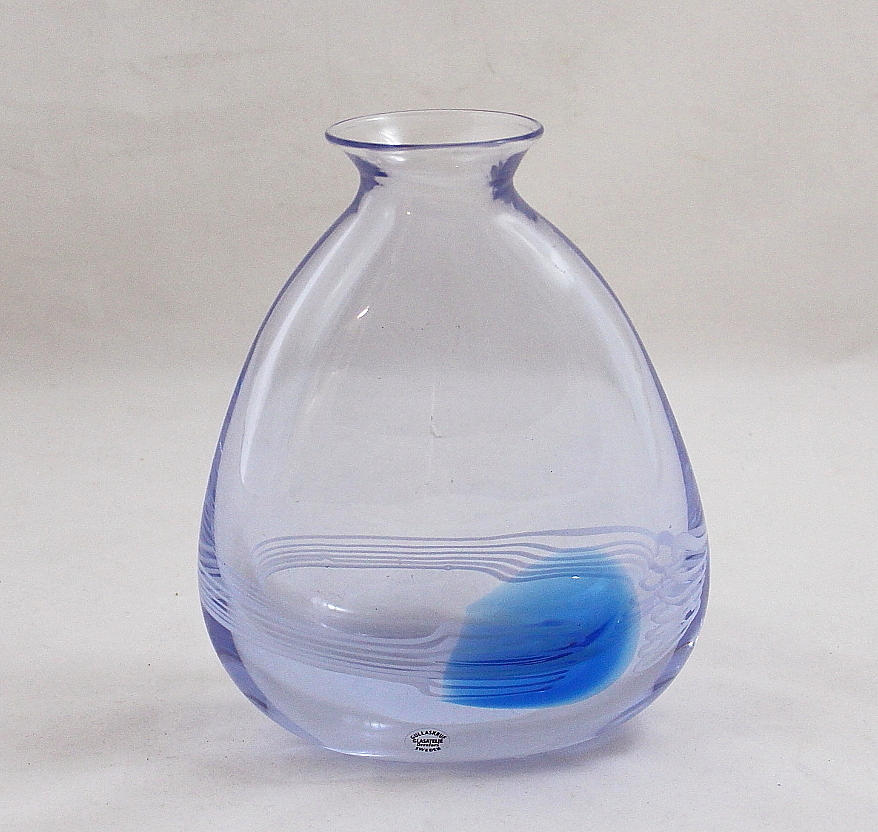 CARLOS PEBAQUE. vas, glas, Skruf, signerad.