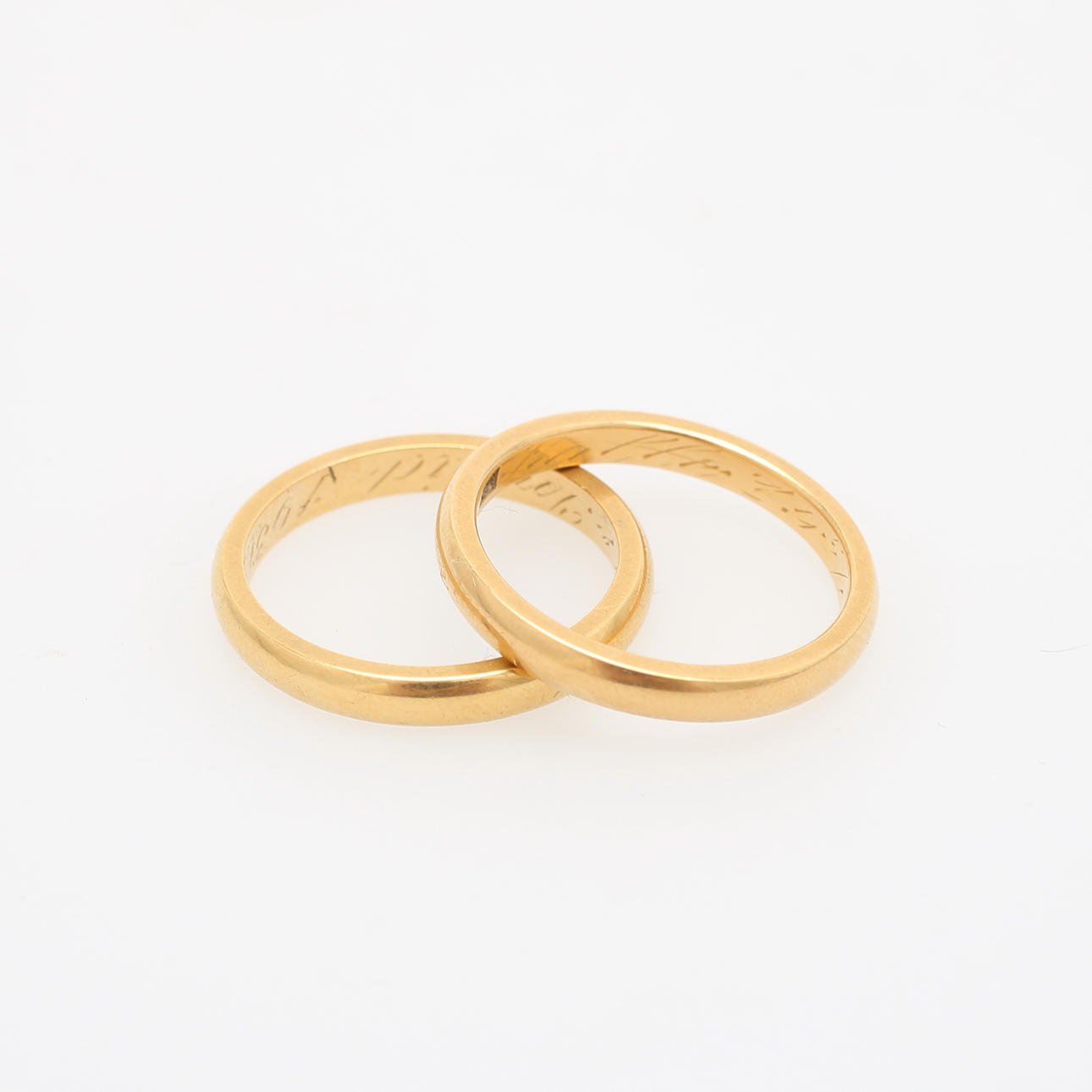 RINGE, 2 Stück, 20 Karat Gold, 7,94 gr.