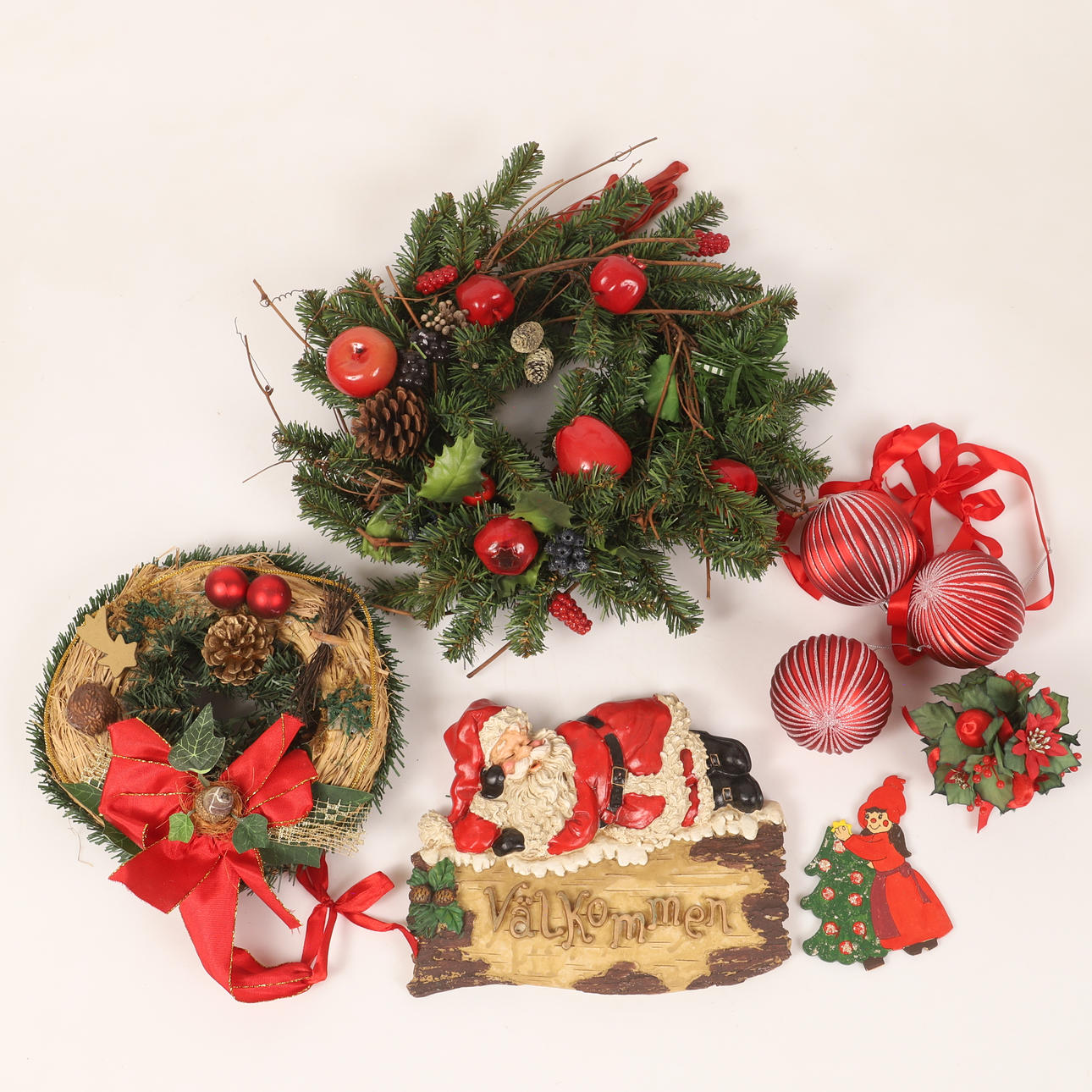 CHRISTMAS BALLS, GARLANDS, ETC.