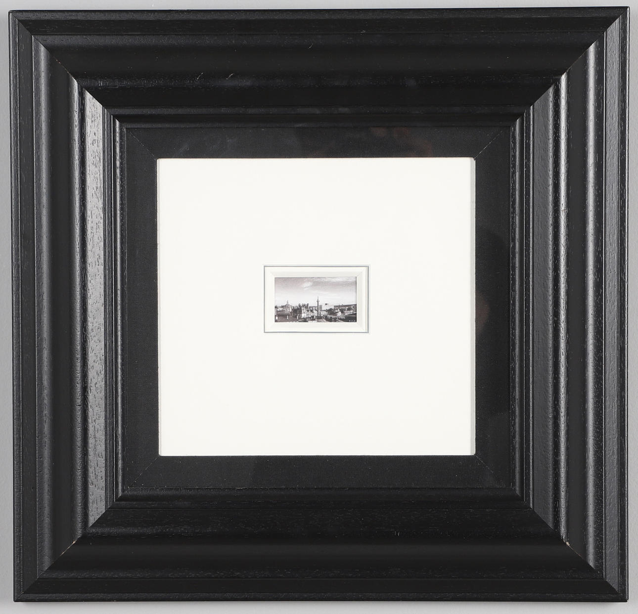 DARREN BAKER (CONTEMPORARY), TRAFALGAR SQUARE.