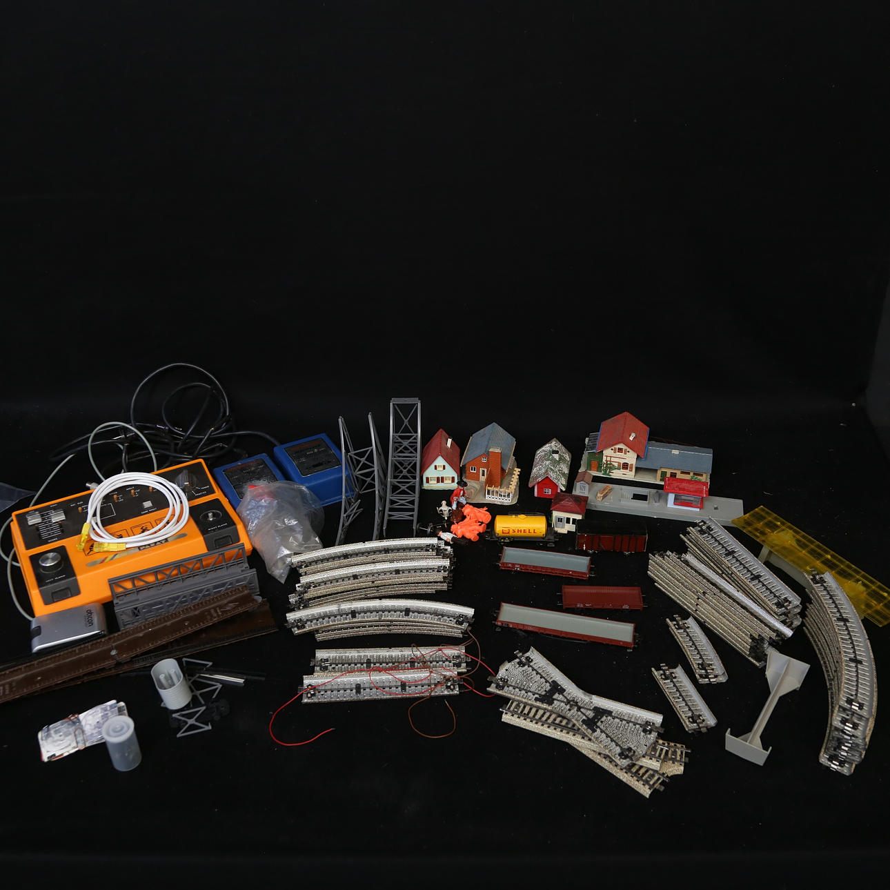 MODEL TRAIN PARTS and CONSOLE.