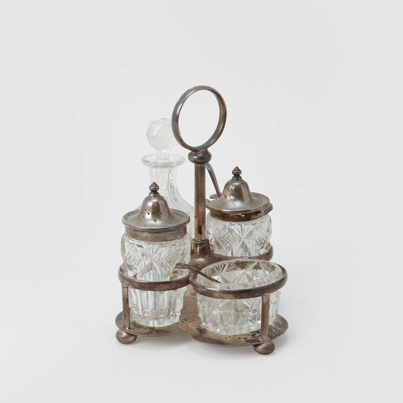 A silver tablecloth by William Hutton & Sons, Sheffield, 1912-1913.