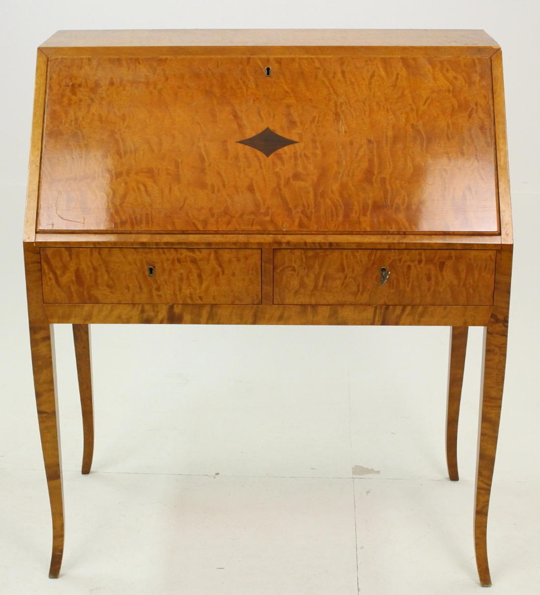 SKRIVBYRÅ, masurbjörk.