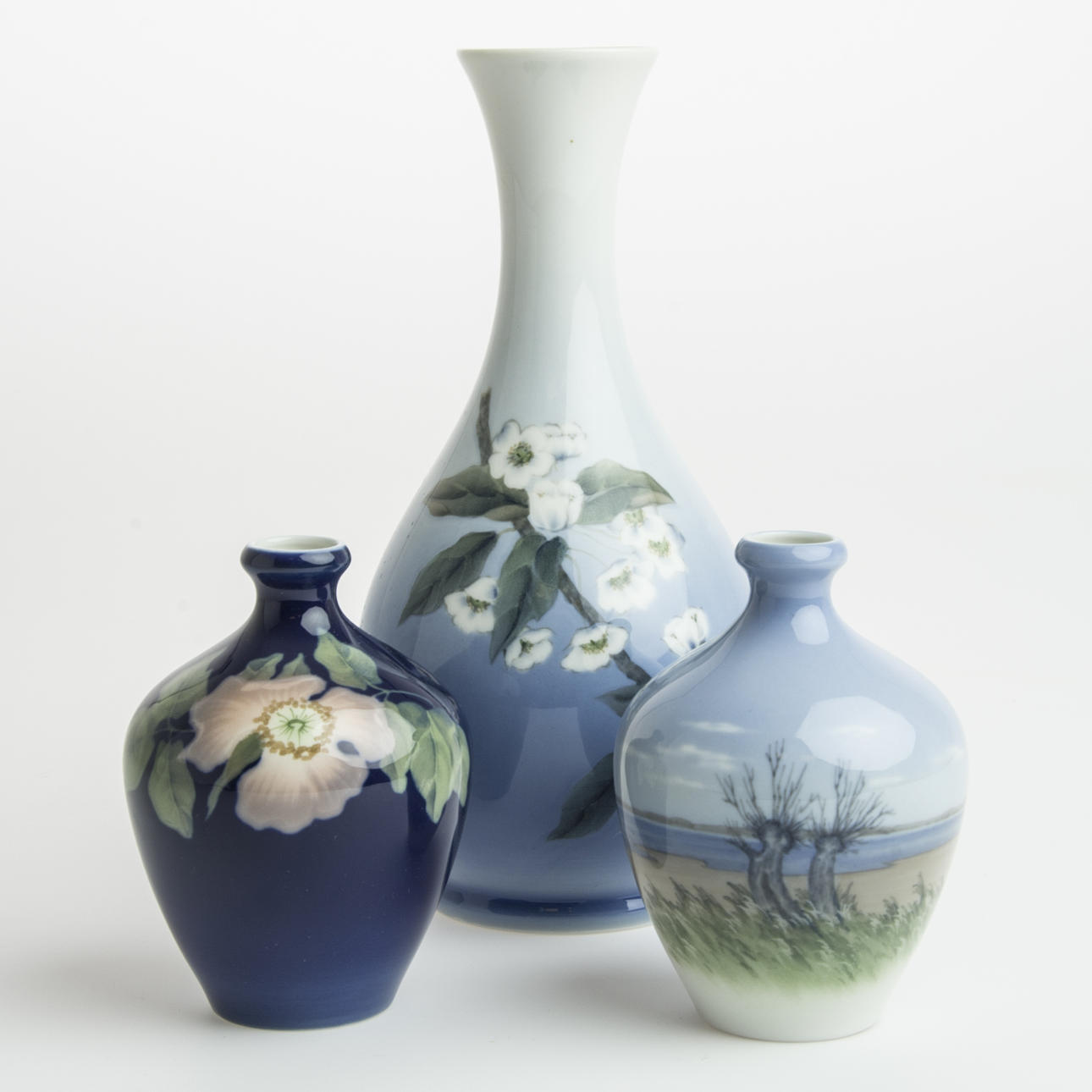 VASER, 3 stycken, porslin, Royal Copenhagen.