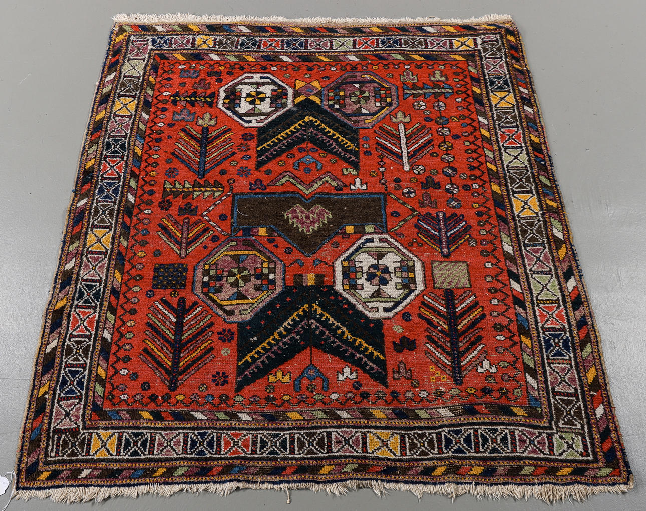 CARPET Persian, 135x130 cm.