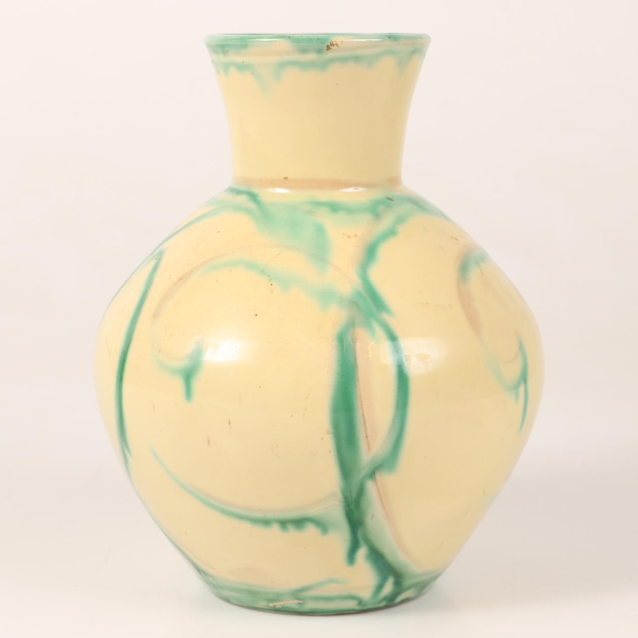 HERMAN AUGUST KÄHLER. Jarrón, gres esmaltado, Dinamarca.