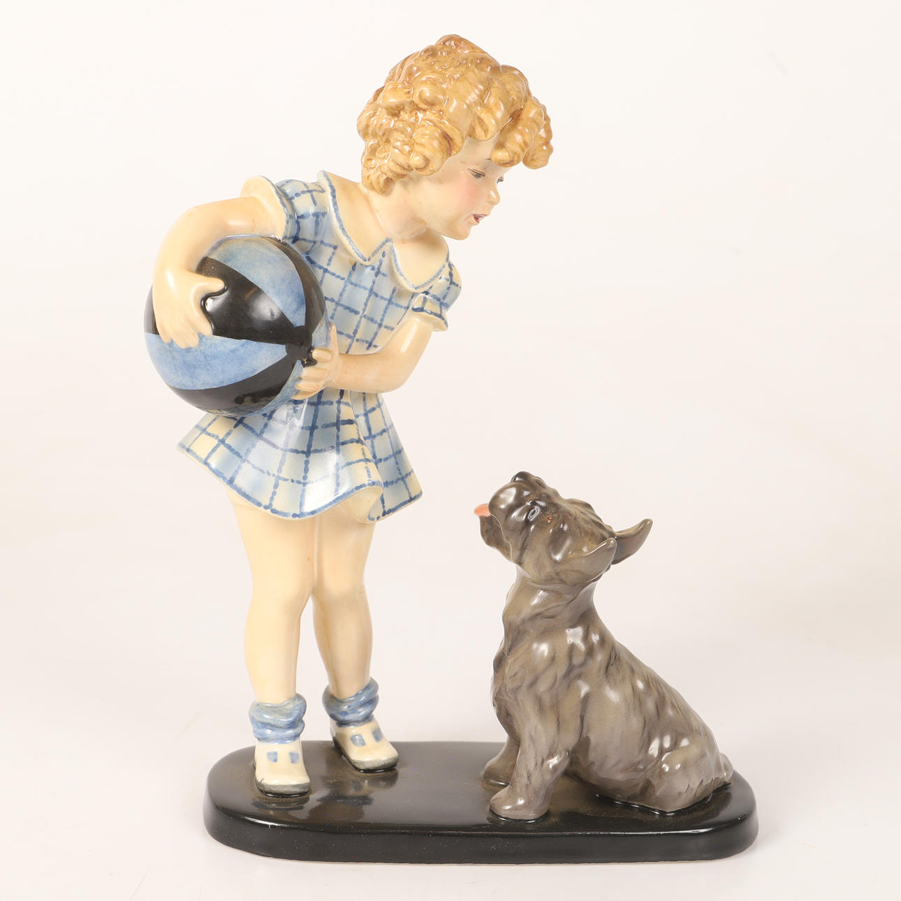 GERMAINE BOURET. Figurin, porslin, Goldscheider, Wien, 1930-tal.
